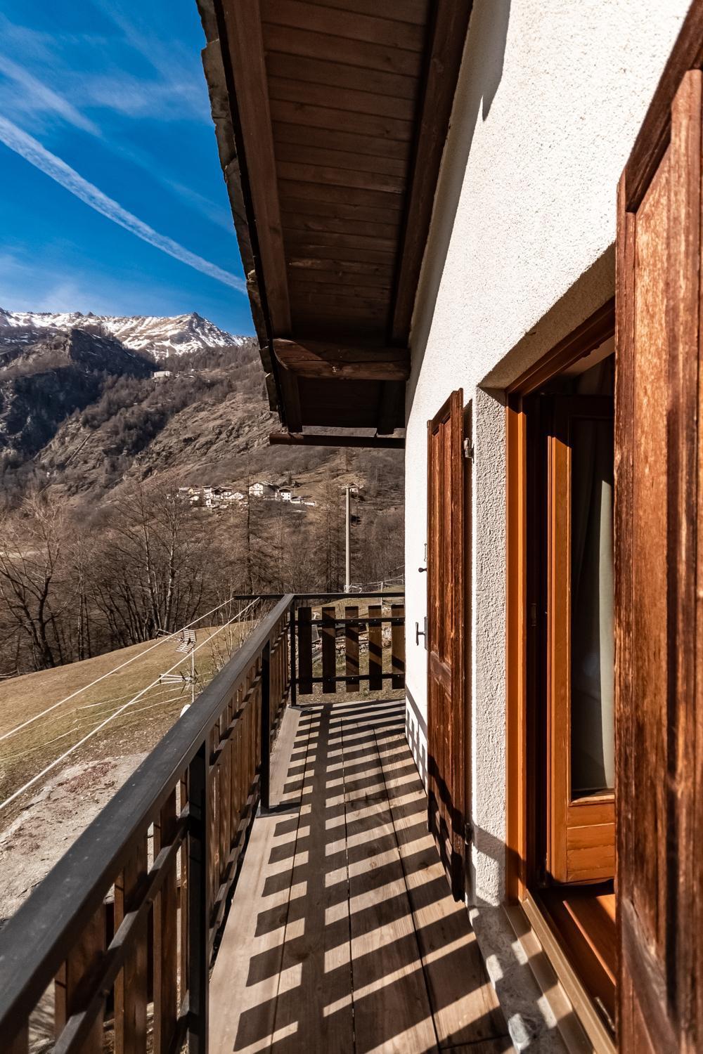Relax & Sports -Cervinia- Maison Valtournenche Esterno foto